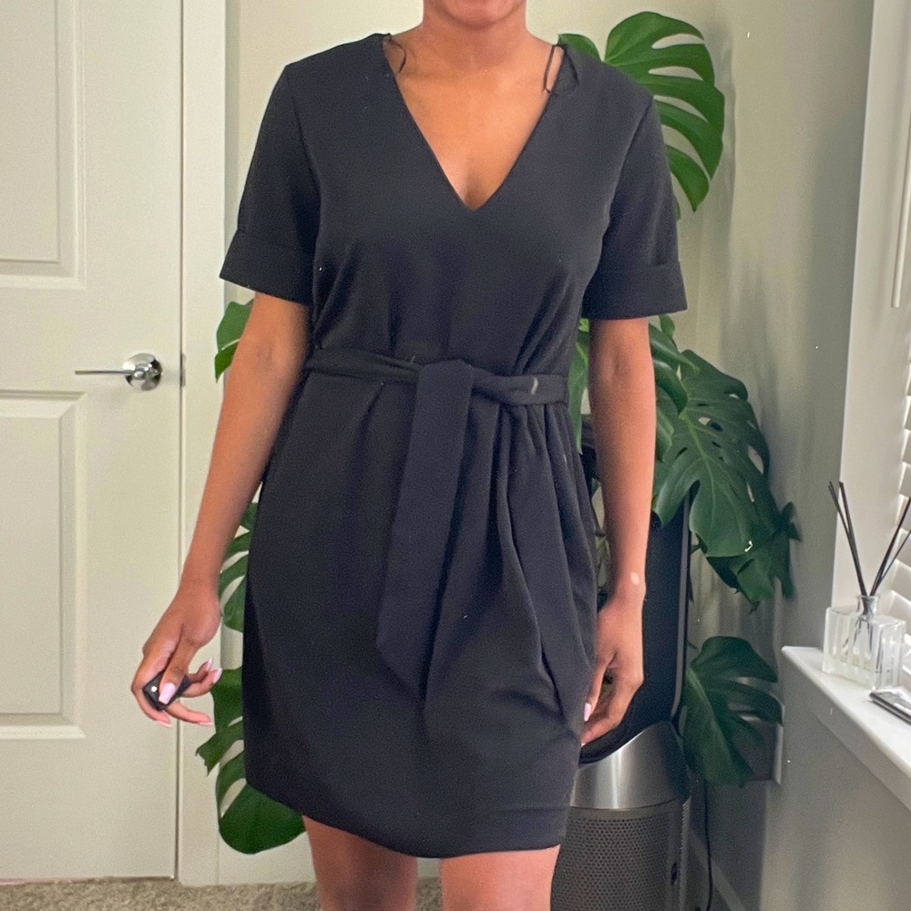 Zara V Neck Short Sleeve Tie Waist Dress Black Small Office Work Small